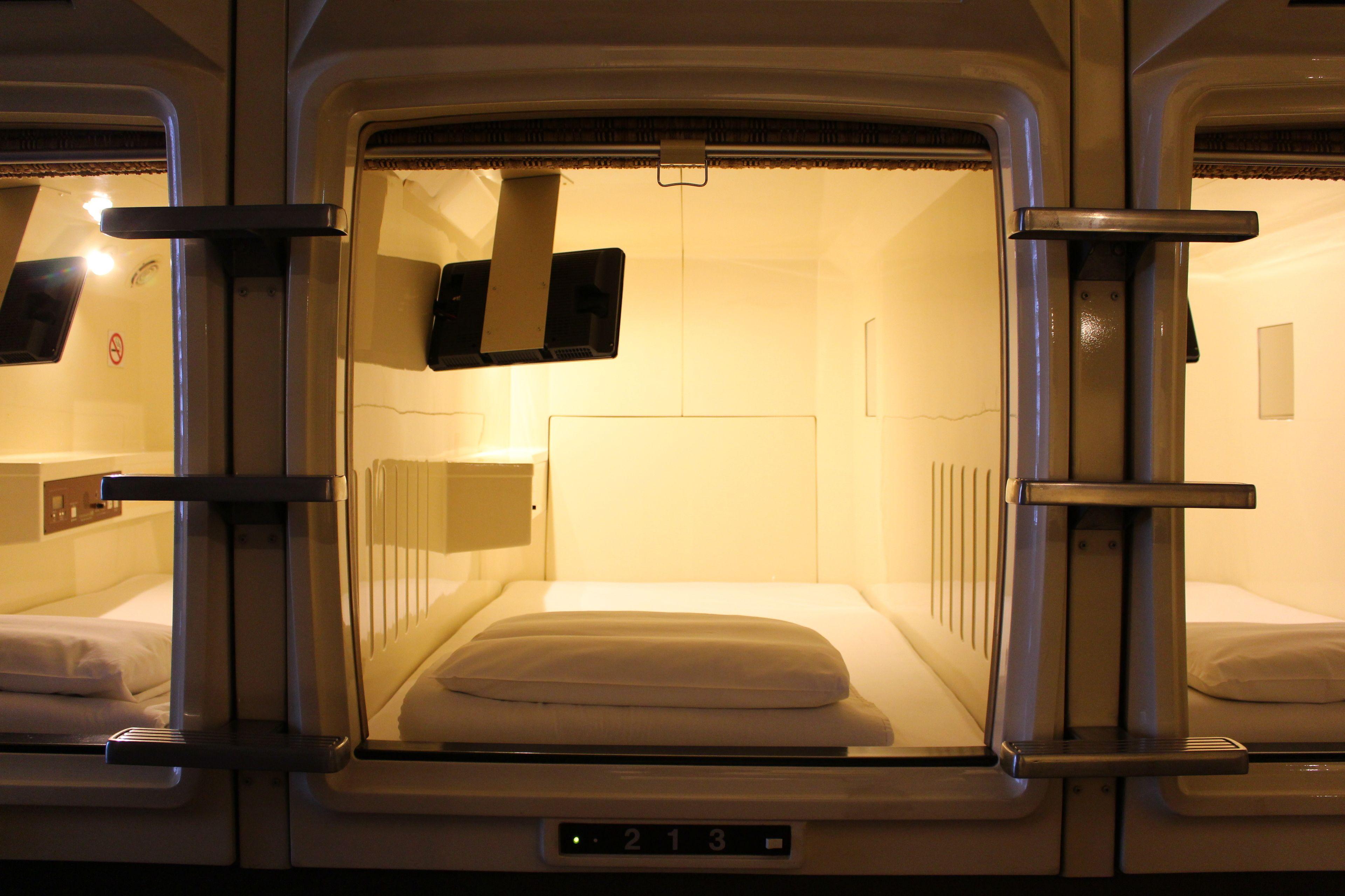 Sauna & Capsule Hotel Hokuo - Tokyo — Photos 2